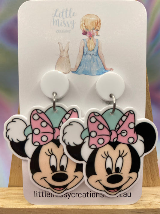 Minnie white top Dangles