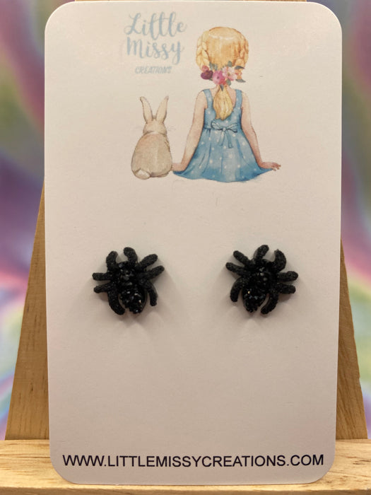 Curved Spider Studs