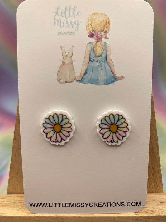 Pastel Daisy Studs