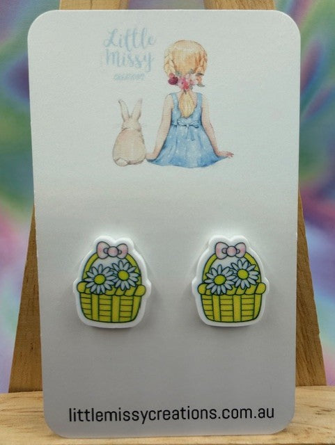 Daisy Bucket Studs